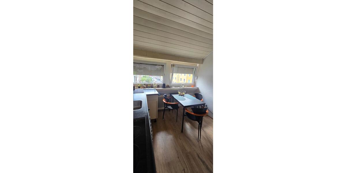 Dachgeschoßwohnung Emmerich am Rhein - 1 Zimmer, 53 m&sup2;, 490&euro; | Angebot:26564964