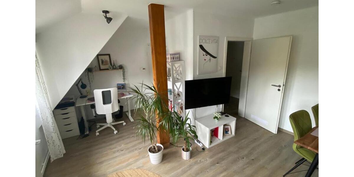 Dachgeschoßwohnung Hameln - 2.5 Zimmer, 44 m&sup2;, 310&euro; | Angebot:26566026