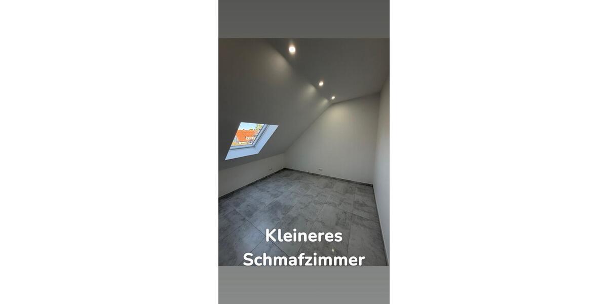 Dachgeschoßwohnung Gronau (Westfahlen) - 3 Zimmer, 110 m&sup2;, 1.100&euro; | Angebot:26423163