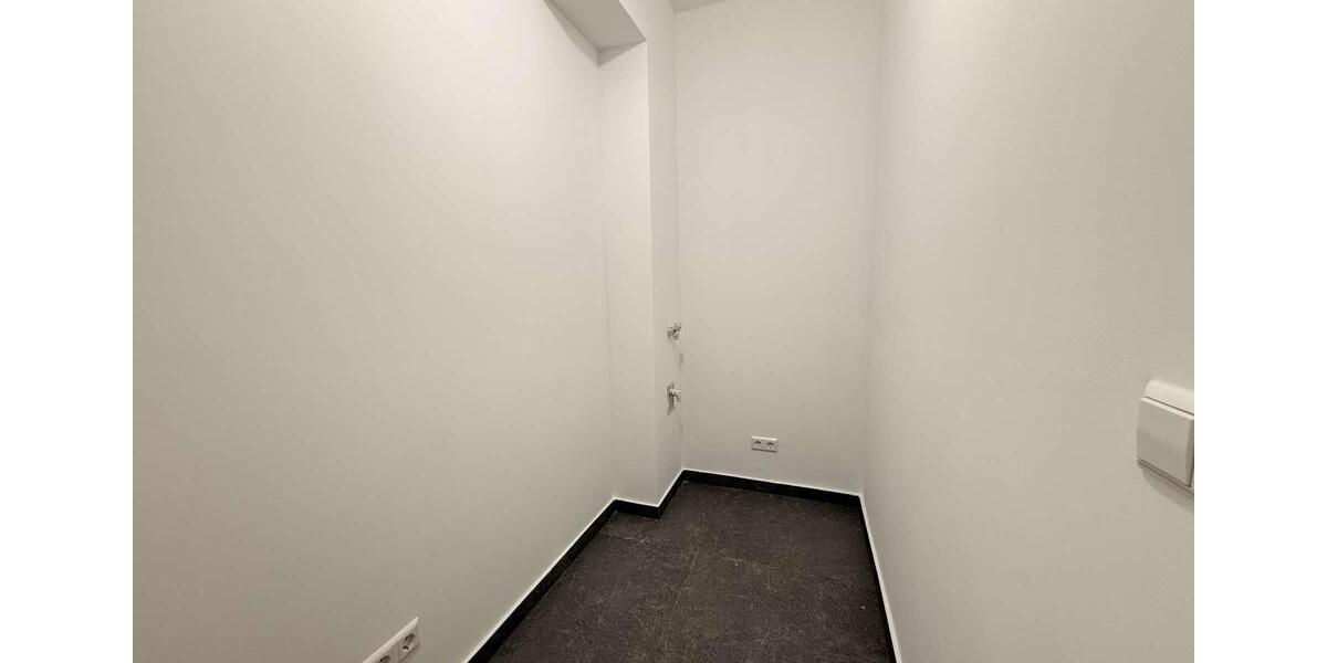 Etagenwohnung Leipzig Mitte - 4 Zimmer, 136 m&sup2;, 2.040&euro; | Angebot:25418313