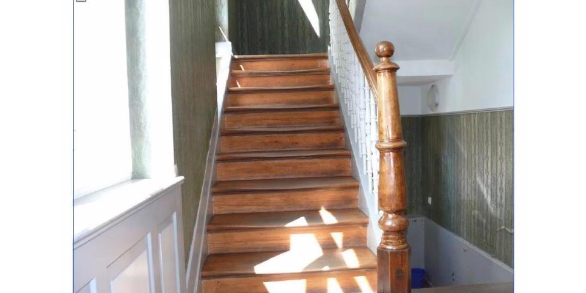 Dachgeschoßwohnung Rottweil - 4 Zimmer, 130 m&sup2;, 1.200&euro; | Angebot:26443361