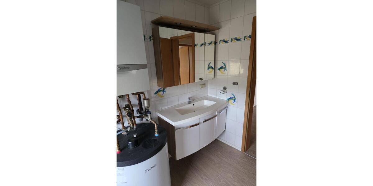 Dachgeschoßwohnung Bad Zwesten - 4 Zimmer, 92 m&sup2;, 550&euro; | Angebot:23138166