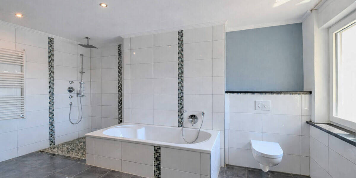 Einfamilienhaus Niederneisen - 9 Zimmer, 255 m&sup2;, 2.250&euro; | Angebot:26712884