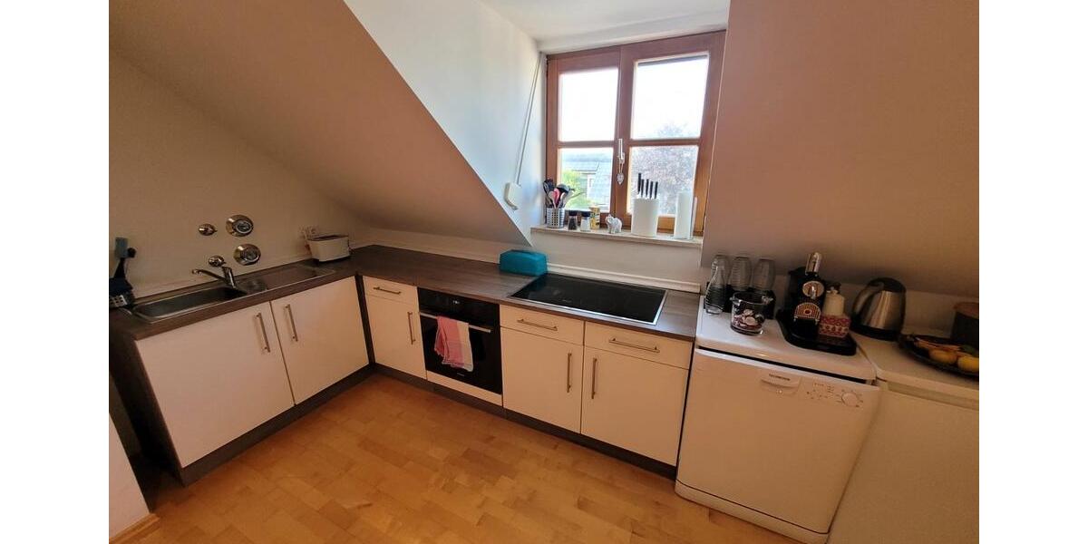 Dachgeschoßwohnung Allershausen - 3 Zimmer, 100 m&sup2;, 1.400&euro; | Angebot:25305072