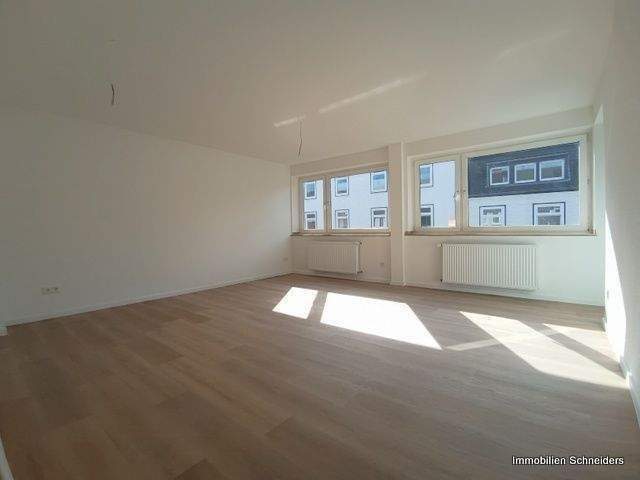 Etagenwohnung Krefeld Cracau - 3 Zimmer, 67 m&sup2;, 740&euro; | Angebot:25153628