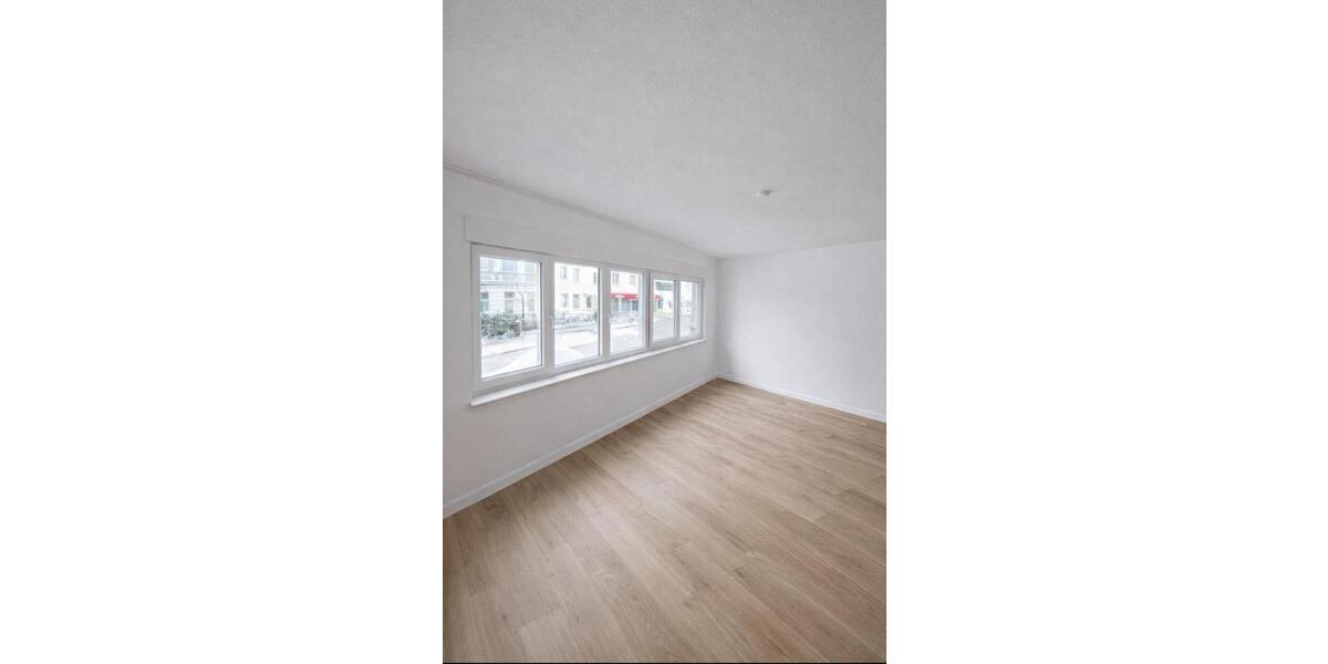 3-Zimmer-Wohnung mit 2 Balkonen – Erstbezug nach laufender Sanierung ab 01.05. 3 zimmer