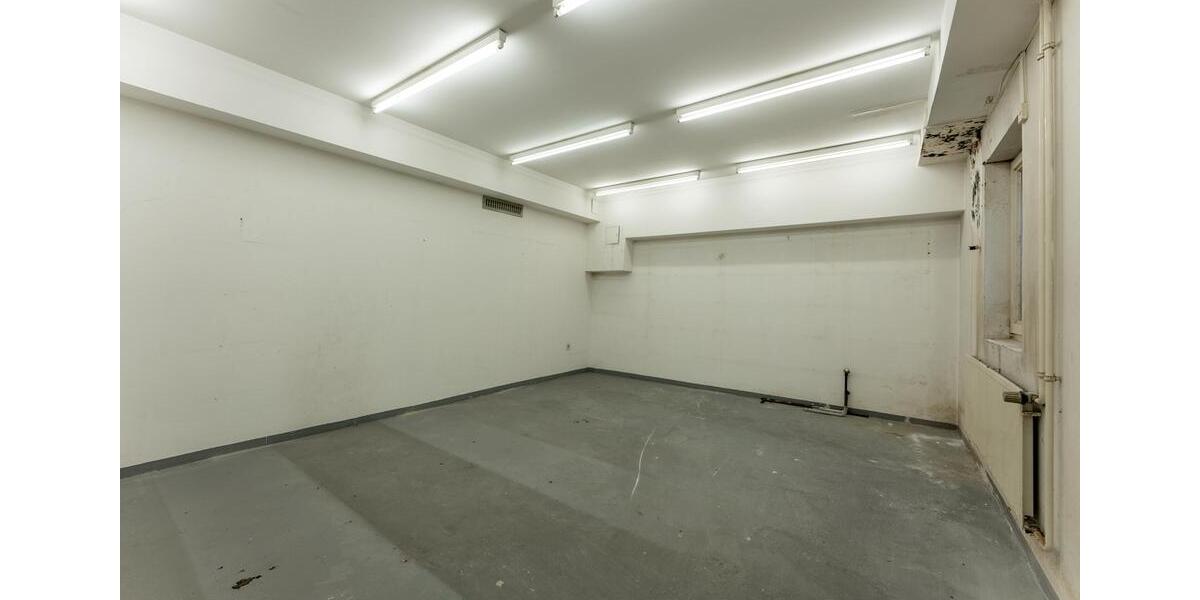 Interessante Gewerbefläche in zentraler Lage von Bedburg-Kirchherten! zimmer