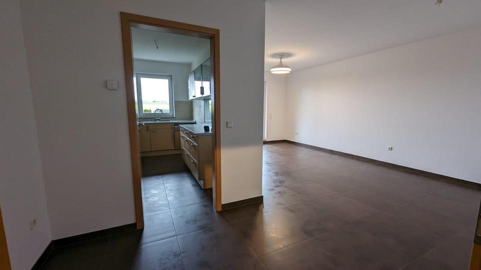 Erdgeschoßwohnung Newel - 2.5 Zimmer, 77 m&sup2;, 1.200&euro; | Angebot:24831980