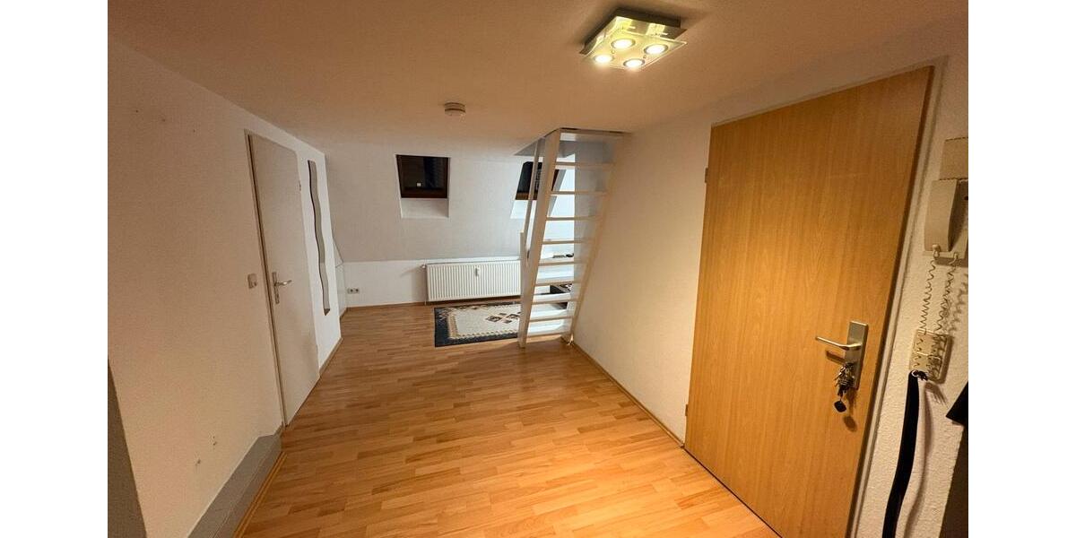 Dachgeschoßwohnung Bremen Gröpelingen - 1 Zimmer, 38 m&sup2;, 500&euro; | Angebot:25931923