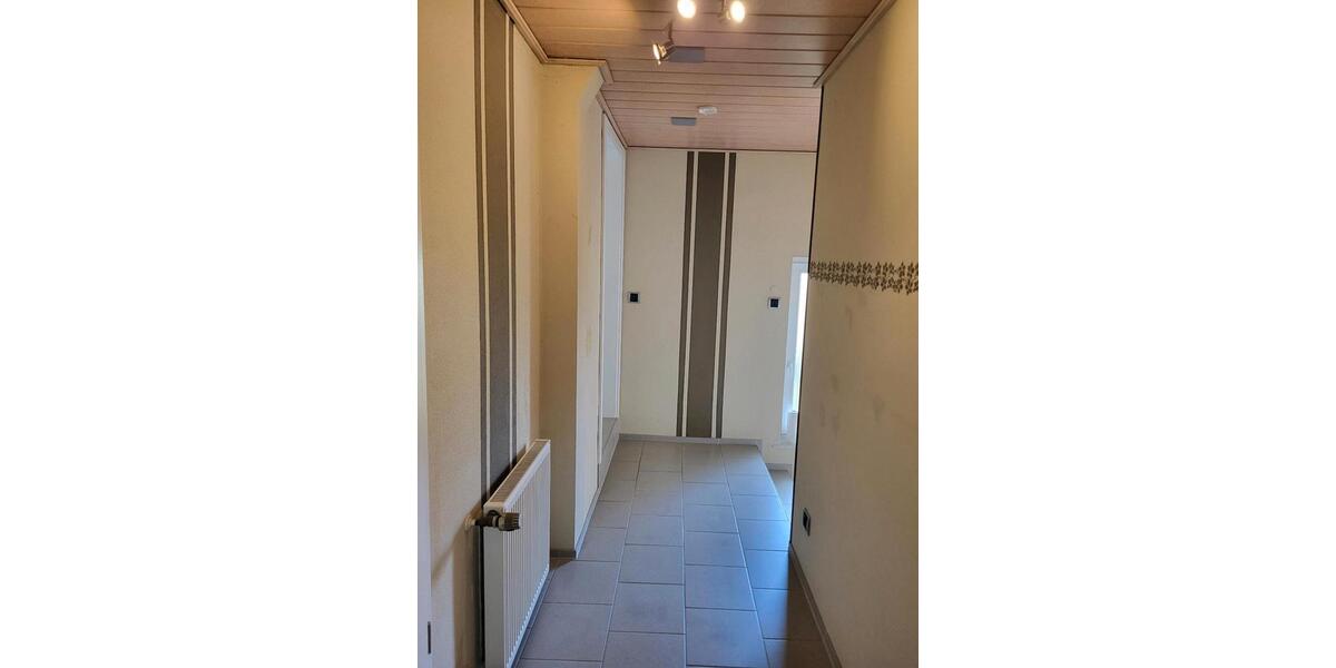 Erdgeschoßwohnung Bremen Burglesum - 4.5 Zimmer, 125 m&sup2;, 1.350&euro; | Angebot:25988237