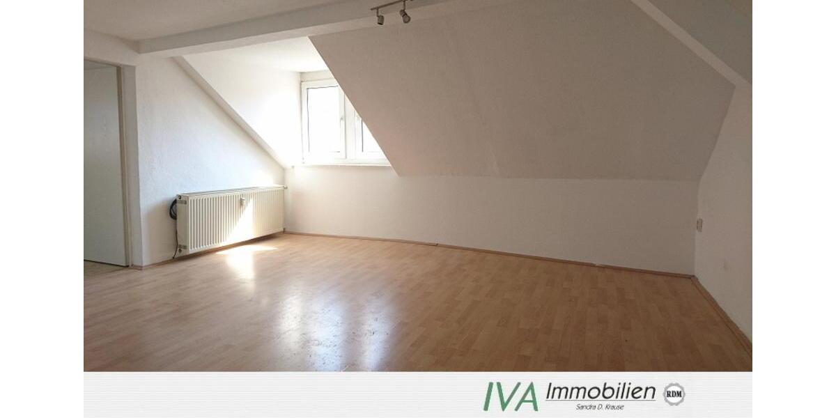 Dachgeschoßwohnung Riesa - 2 Zimmer, 48 m&sup2;, 288&euro; | Angebot:15641593