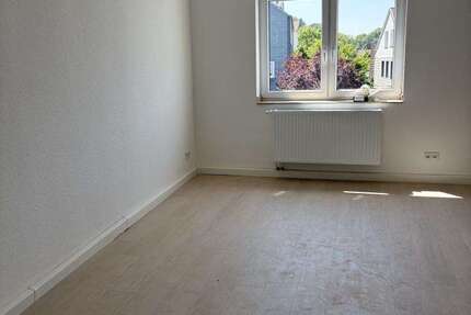 Wohnung Wuppertal Gemarkung Barmen - 2 Zimmer, 80 m&sup2;, 679&euro; | Angebot:27216083