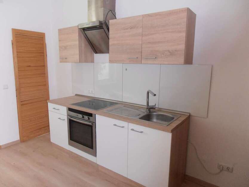 Wohnung zum Mieten in Magdeburg 458 € 70.48 m²