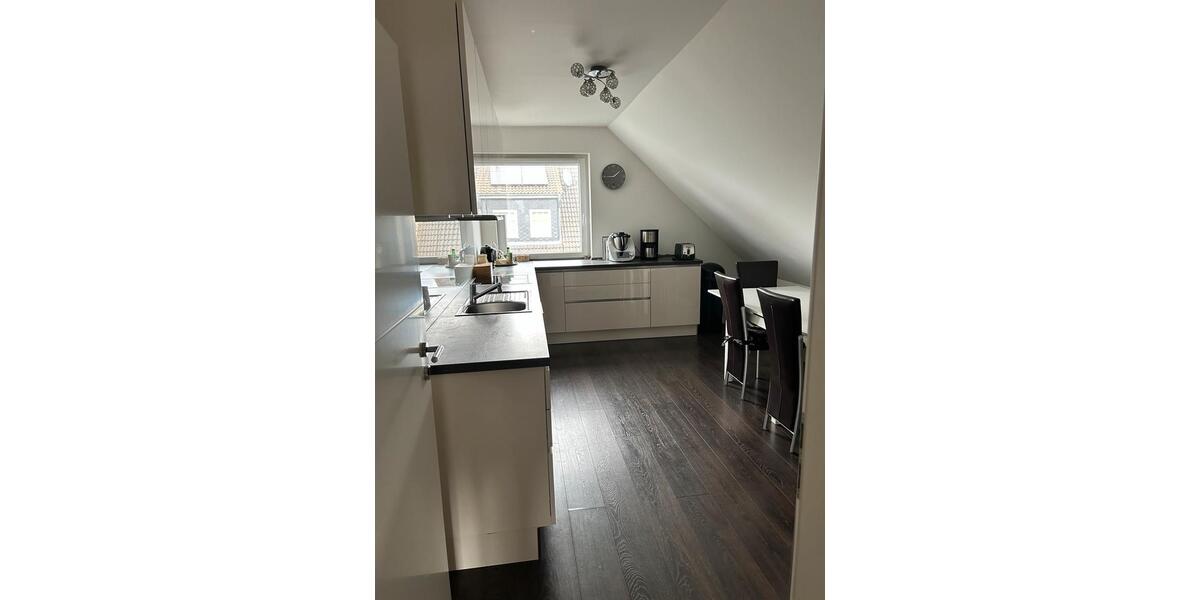 Etagenwohnung Adendorf - 3.5 Zimmer, 110 m&sup2;, 1.650&euro; | Angebot:25963602