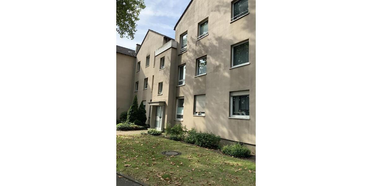 Modernisierte Balkonwohnung für die kleine Familie 3 zimmer