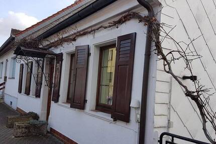 1-Fam. Haus mit schönem Garten