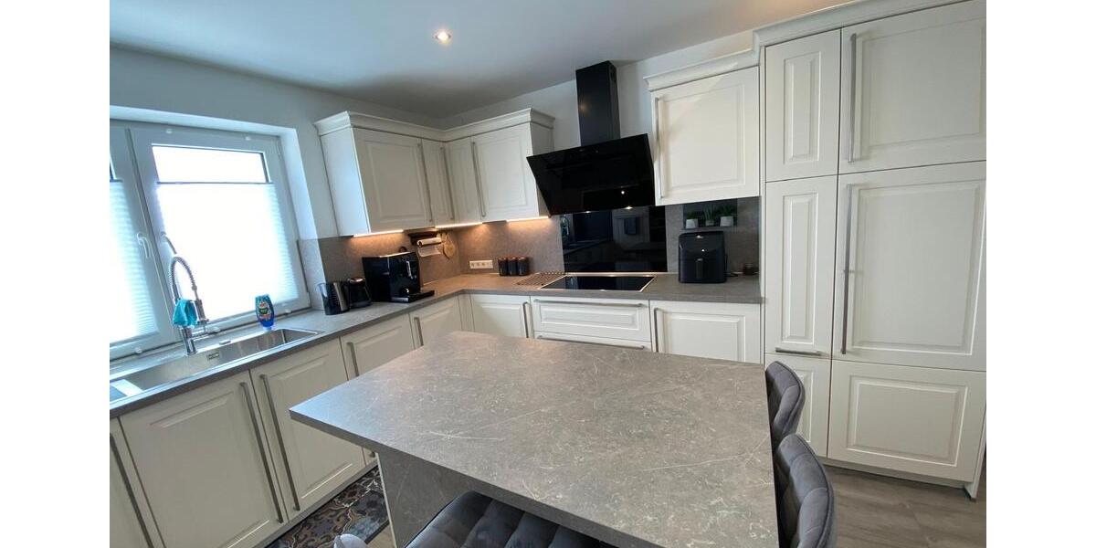 Einfamilienhaus Rheine - 7 Zimmer, 236 m&sup2;, 2.200&euro; | Angebot:26266276