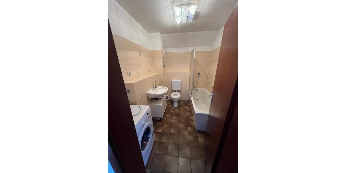 Dachgeschoßwohnung Naila - 2 Zimmer, 58 m&sup2;, 375&euro; | Angebot:24474413