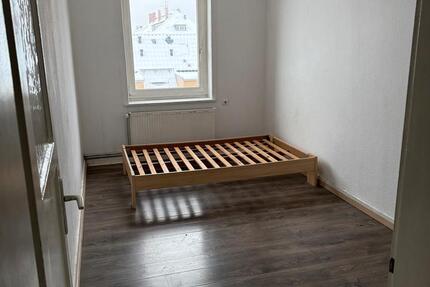 Wohnung Hannover Vahrenwald-List - 1 Zimmer, 12 m&sup2;, 450&euro; | Angebot:24781356