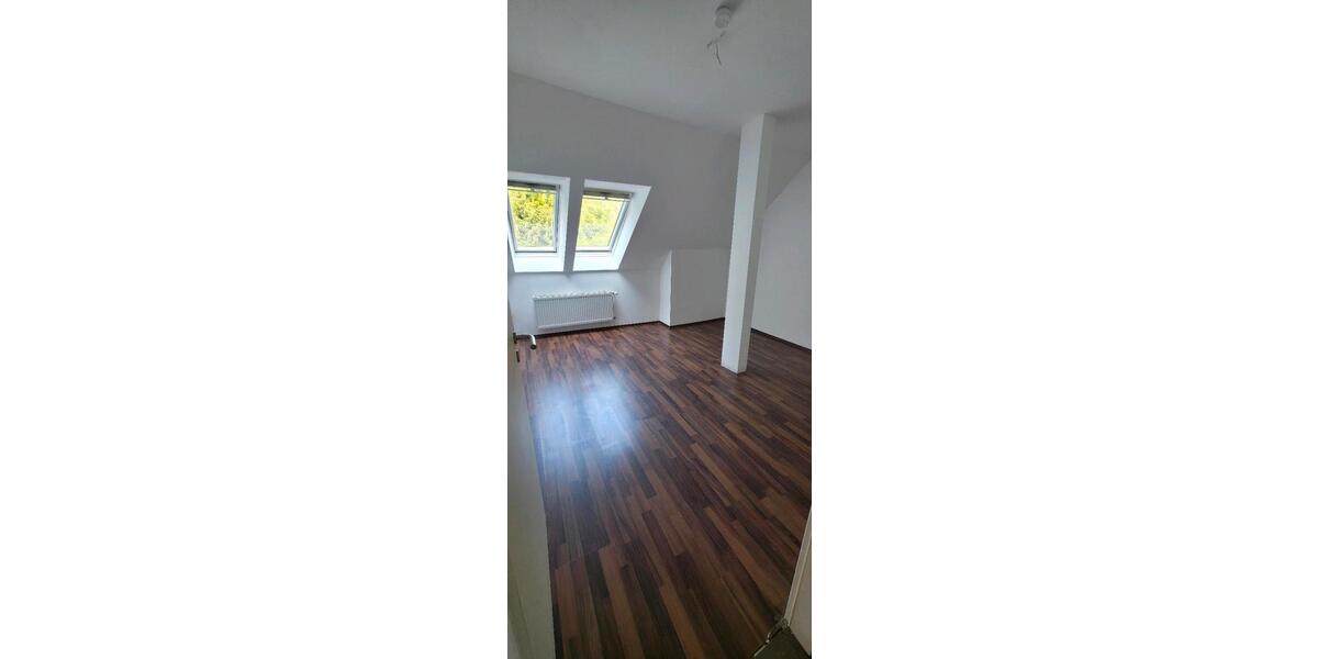 Maisonettenwohnung Werdohl - 4 Zimmer, 118 m&sup2;, 800&euro; | Angebot:26648916