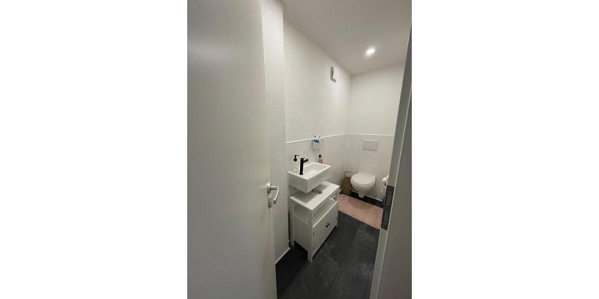 Etagenwohnung Rottenburg am Neckar - 3 Zimmer, 95 m&sup2;, 1.000&euro; | Angebot:26562328