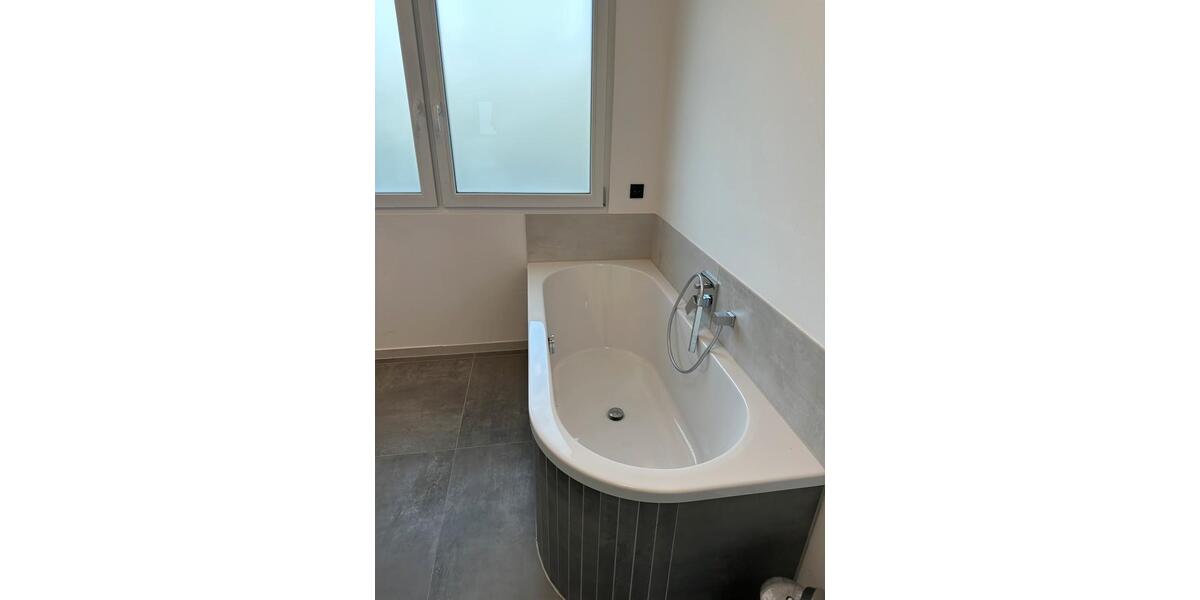 Exklusive 4 ZKB Wohnung mit Terasse und Domblick 4 zimmer