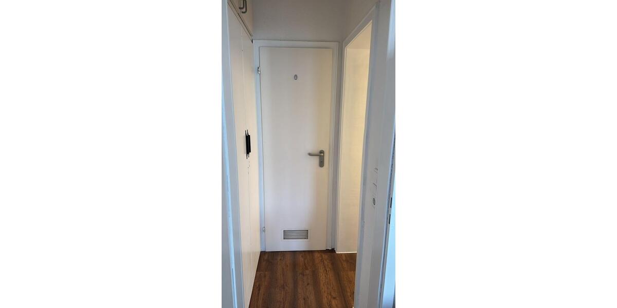 Etagenwohnung Düsseldorf Stadtbezirk 5 - 3 Zimmer, 102 m&sup2;, 1.500&euro; | Angebot:24569539