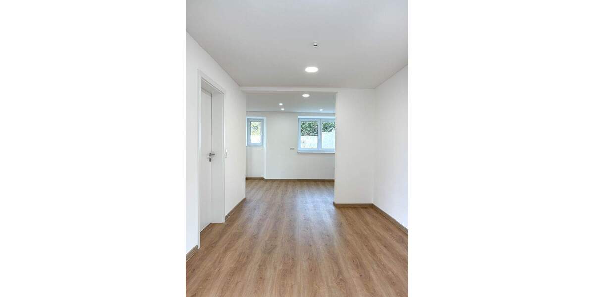 Etagenwohnung Estenfeld - 3 Zimmer, 103 m&sup2;, 1.235&euro; | Angebot:25731313