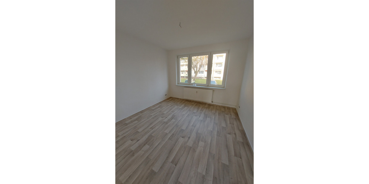 Etagenwohnung Neustrelitz - 3 Zimmer, 59 m&sup2;, 504&euro; | Angebot:26007054