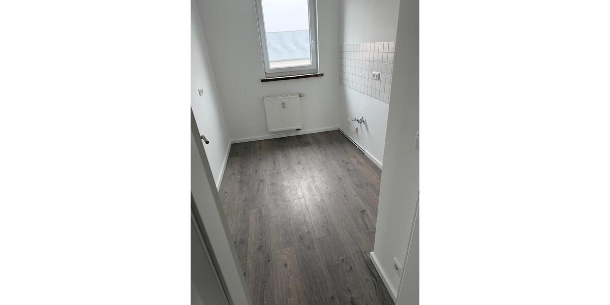Etagenwohnung Altenburg - 3 Zimmer, 60 m&sup2;, 450&euro; | Angebot:26502372