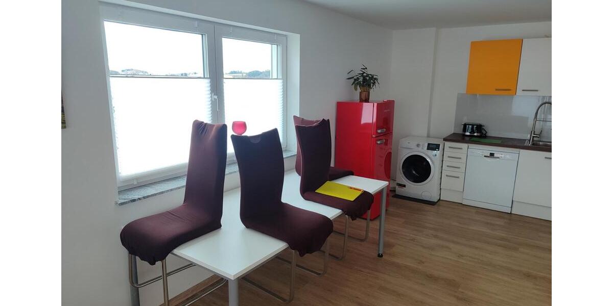 Etagenwohnung Traunreut Irsing - 2 Zimmer, 68 m&sup2;, 1.080&euro; | Angebot:26363036