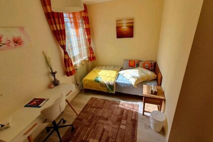 Wohnen auf Zeit Bonn Hardtberg - 1 Zimmer, 12 m&sup2;, 600&euro; | Angebot:26069362