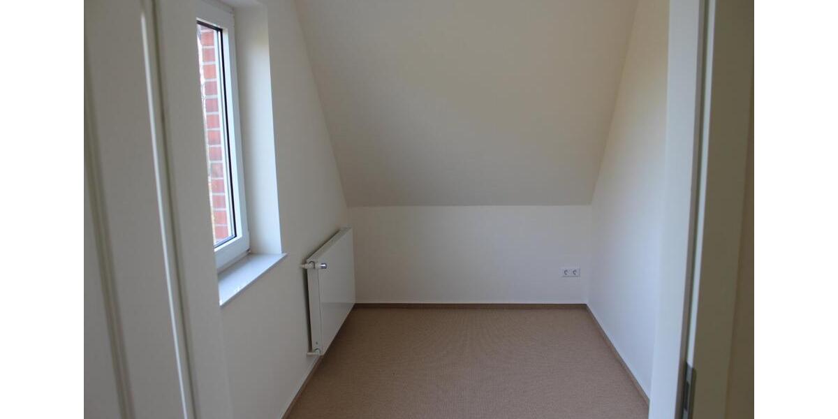 Einfamilienhaus Küsten - 5 Zimmer, 130 m&sup2;, 900&euro; | Angebot:25255589