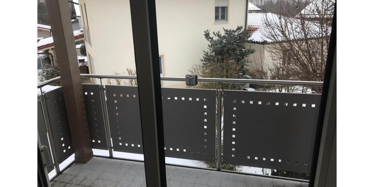 Hochparterre Straubing - 3 Zimmer, 85 m&sup2;, 810&euro; | Angebot:26664500