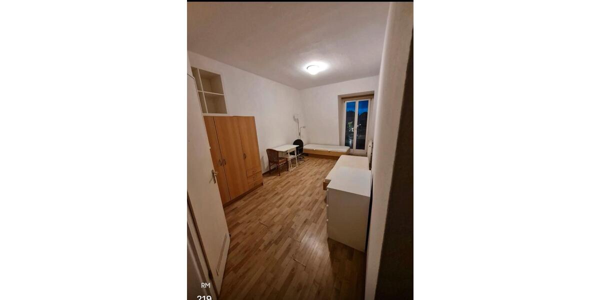 Etagenwohnung Weimar - 1 Zimmer, 15 m&sup2;, 580&euro; | Angebot:24573489