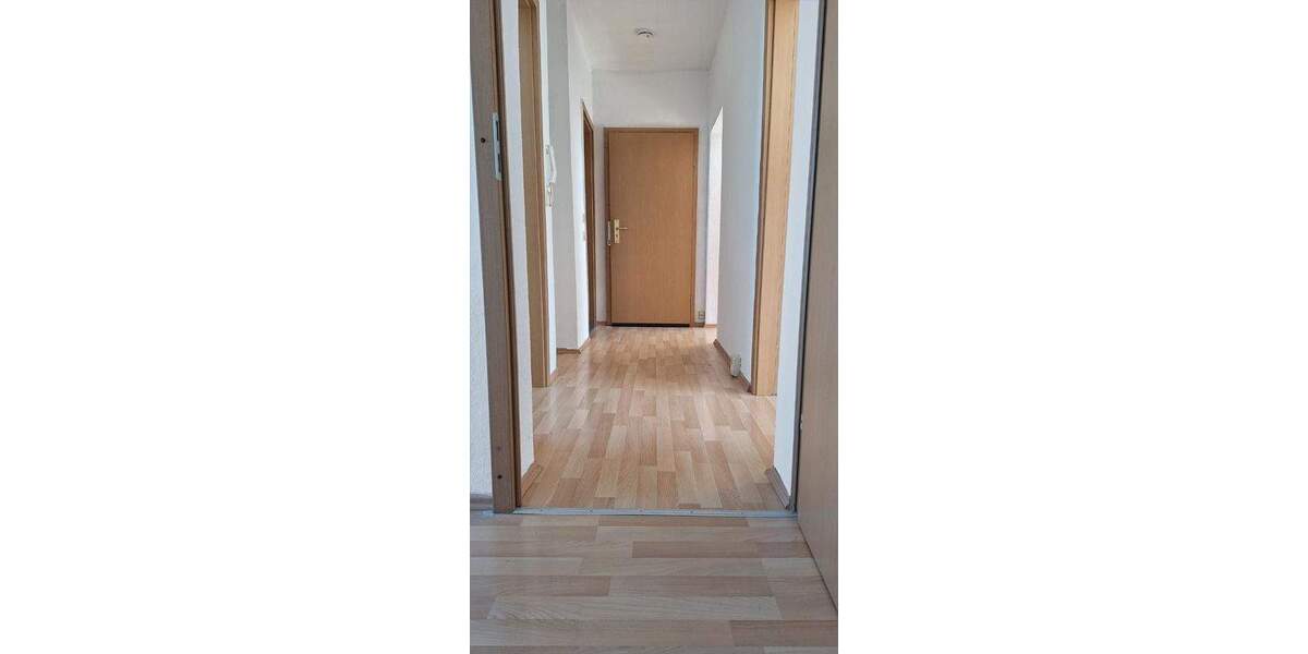 Etagenwohnung Weißenfels Borau - 3 Zimmer, 59 m&sup2;, 390&euro; | Angebot:25797800