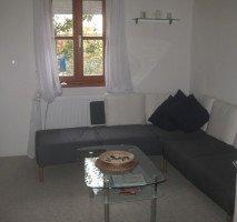 Wohnung Waldbüttelbrunn - 2 Zimmer, 45 m&sup2;, 490&euro; | Angebot:26039155