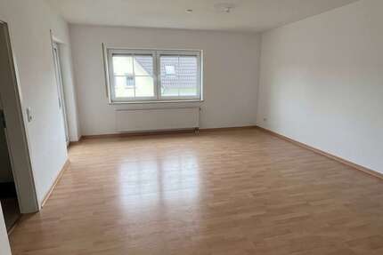 Wohnung Lahnau - 3 Zimmer, 83 m&sup2;, 830&euro; | Angebot:27069217