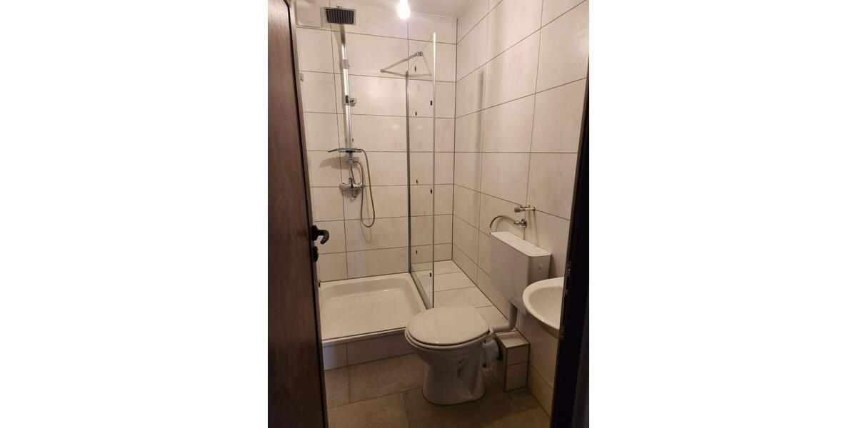 Erdgeschoßwohnung Friedberg (Hessen) - 3 Zimmer, 75 m&sup2;, 1.280&euro; | Angebot:26689688