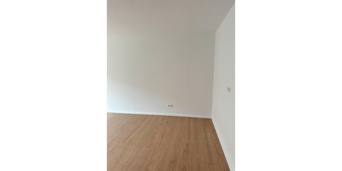 Einfamilienhaus Aurich - 4 Zimmer, 94 m&sup2;, 999&euro; | Angebot:25269581