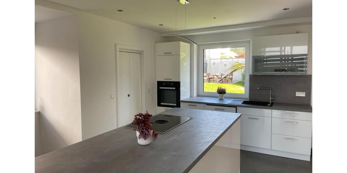 Einfamilienhaus Sankt Ingbert - 4 Zimmer, 145 m&sup2;, 2.000&euro; | Angebot:26253264