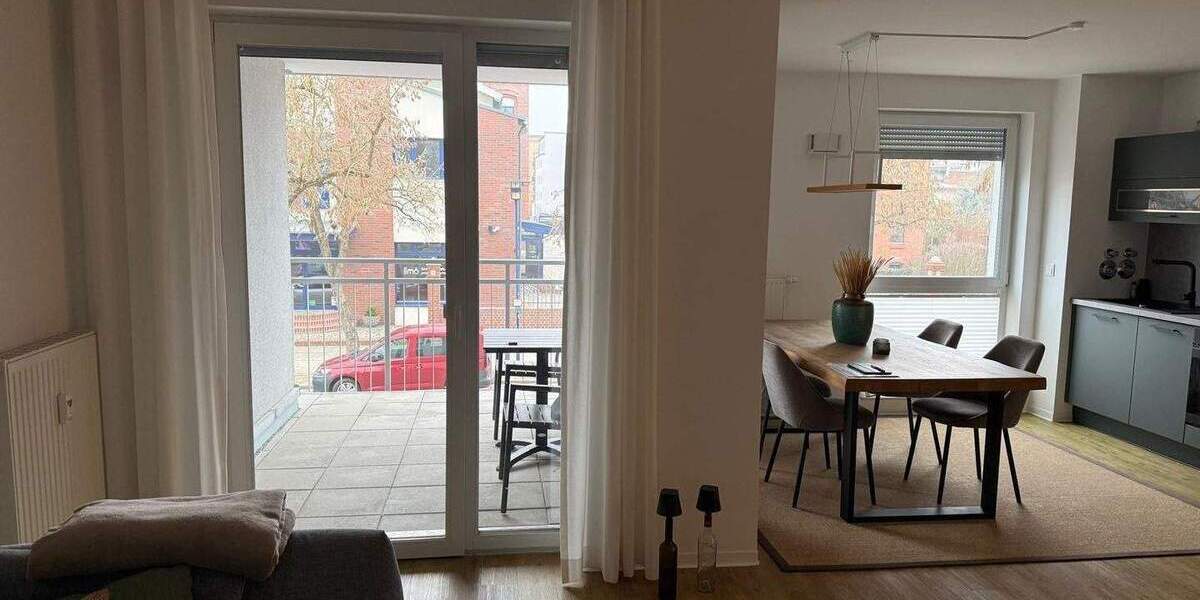 Etagenwohnung Cottbus Mitte - 2 Zimmer, 61 m&sup2;, 770&euro; | Angebot:25275377