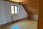 Dachgeschoßwohnung Geiselwind - 3 Zimmer, 80 m&sup2;, 550&euro; | Angebot:25852688