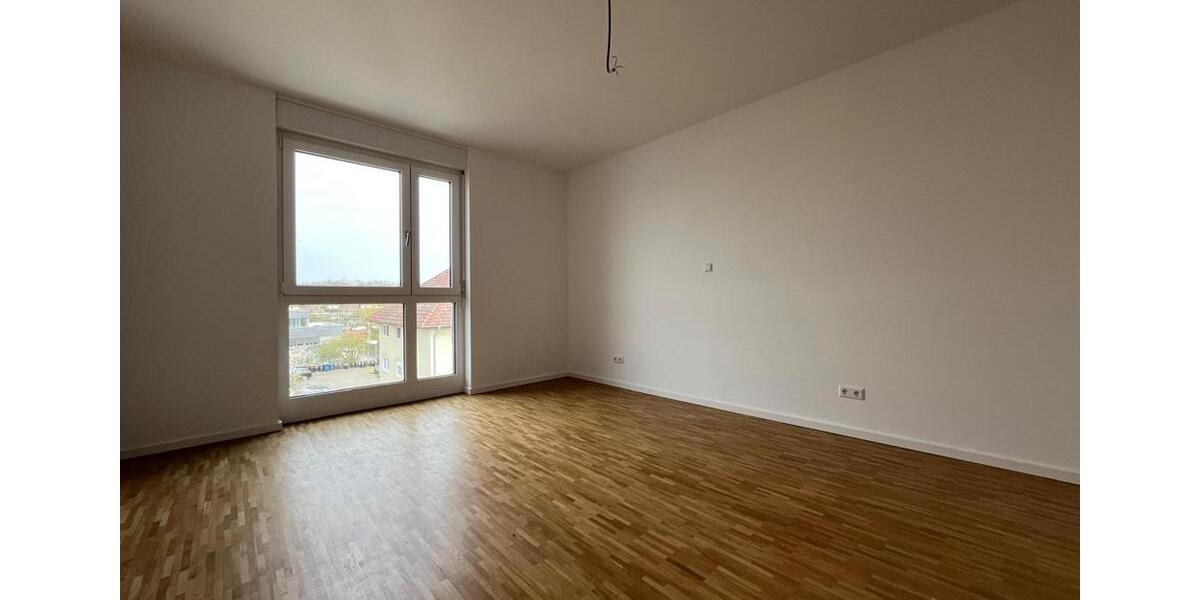 Dachgeschoßwohnung Bad Friedrichshall - 4 Zimmer, 136 m&sup2;, 1.915&euro; | Angebot:26068591