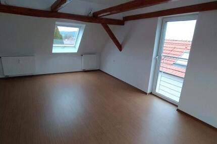 Wohnung Göttingen Elliehausen / Esebeck - 4 Zimmer, 96 m&sup2;, 800&euro; | Angebot:26272832