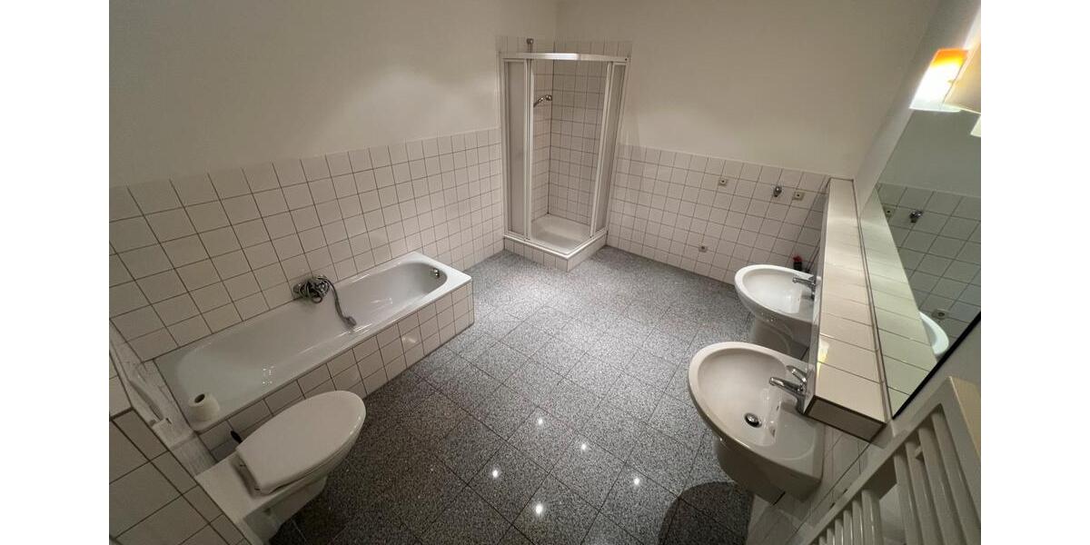 Etagenwohnung Gettorf - 3 Zimmer, 98 m&sup2;, 1.370&euro; | Angebot:25991329