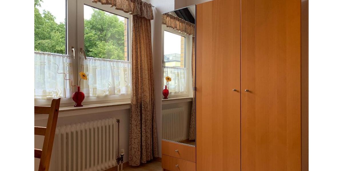 Wohnen auf Zeit Neuss Erfttal - 2 Zimmer, 52 m&sup2;, 1.390&euro; | Angebot:24379866