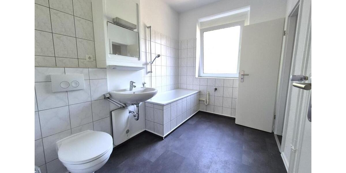 Etagenwohnung Duisburg Hamborn - 3 Zimmer, 78 m&sup2;, 570&euro; | Angebot:26385409