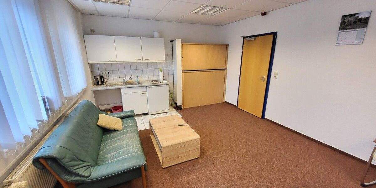 Gewerbeobjekt Lübeck / Sankt Lorenz Nord St. Lorenz Nord - 3 Zimmer, 99 m&sup2;, 600&euro; | Angebot:24790992