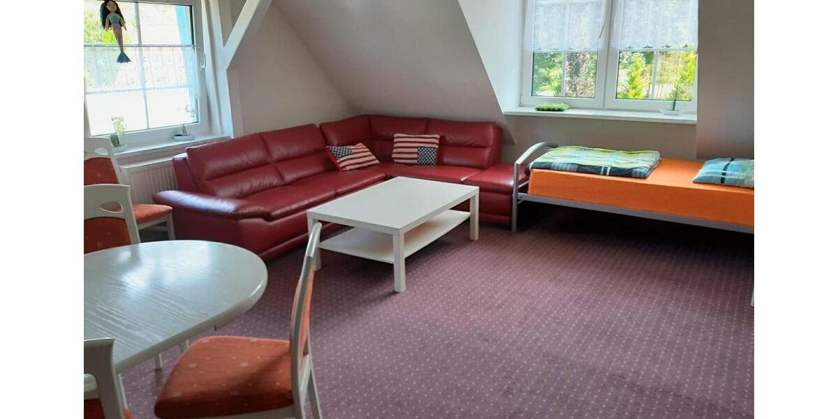 Etagenwohnung Bützow - 4 Zimmer, 100 m&sup2;, 130&euro; | Angebot:25923957